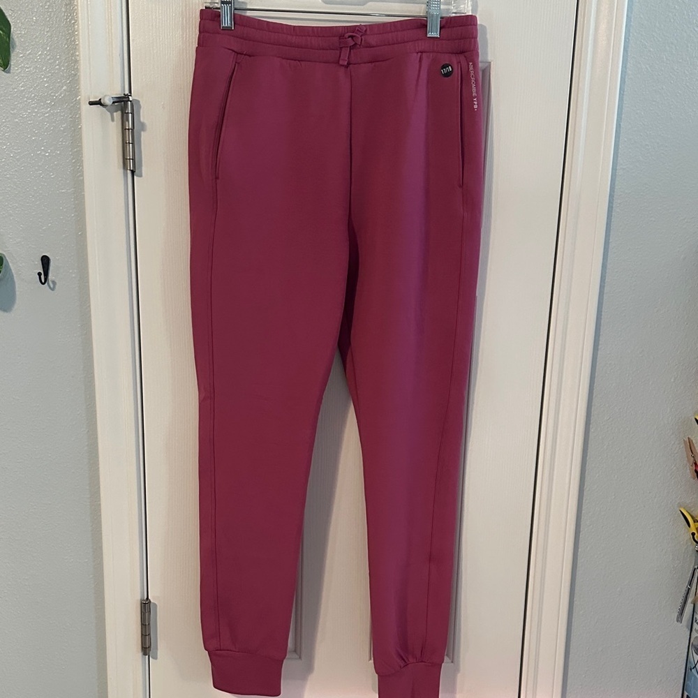 abercrombie kids YPB NeoKNIT Sweatpant Joggers Magenta Pink Girls 17/18 Comfy